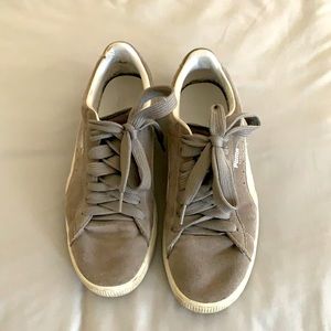 Grey Puma suede shoe